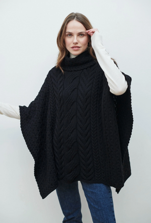 Aran Poncho - Black