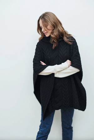 Aran Poncho - Black