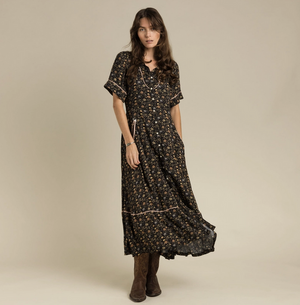 La Dahlia Dress
