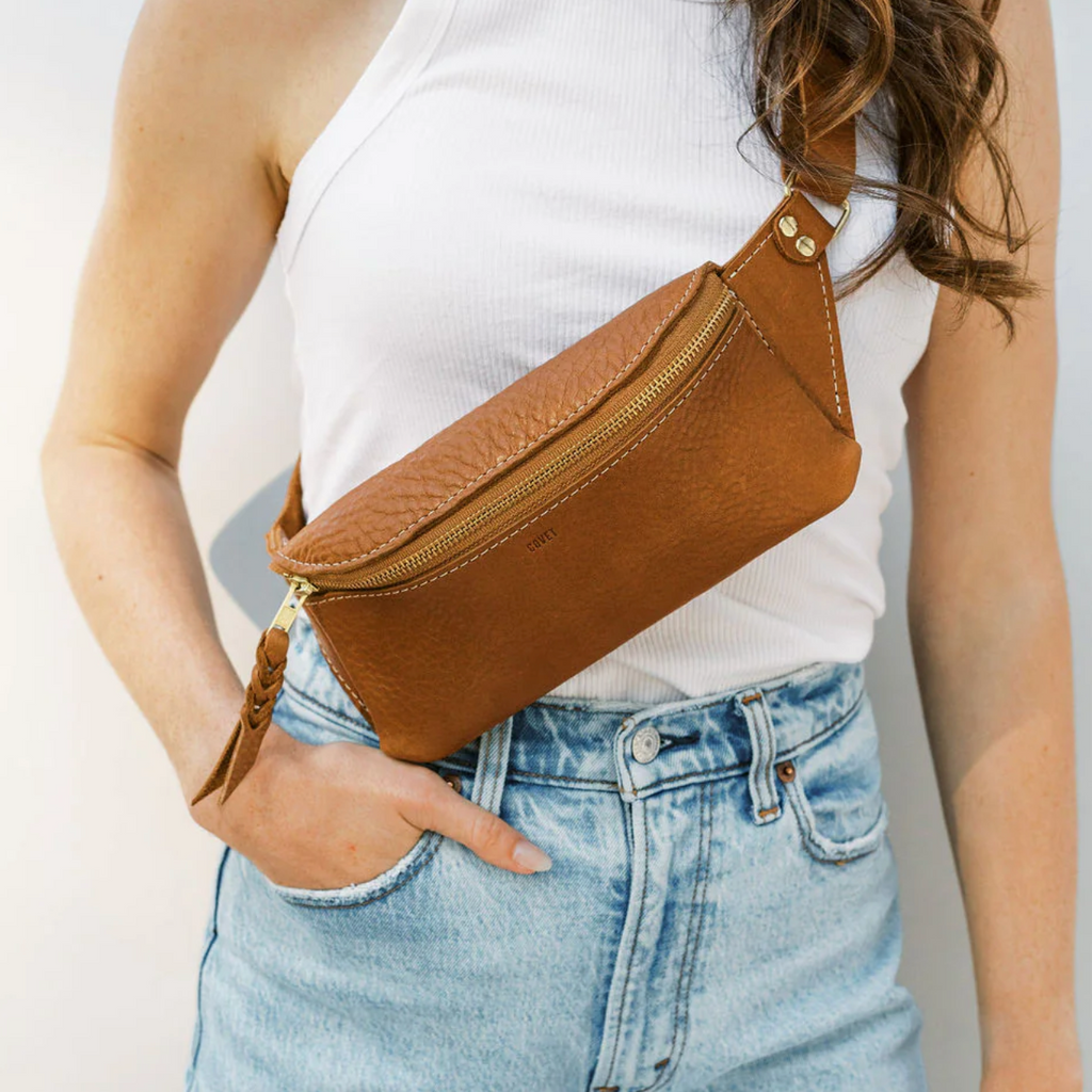 Amelia Chest Pack