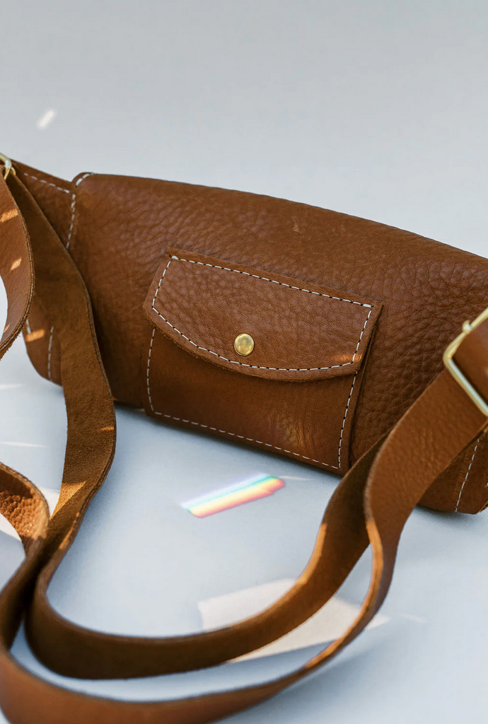 Amelia Chest Pack