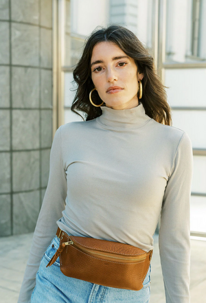 Amelia Chest Pack