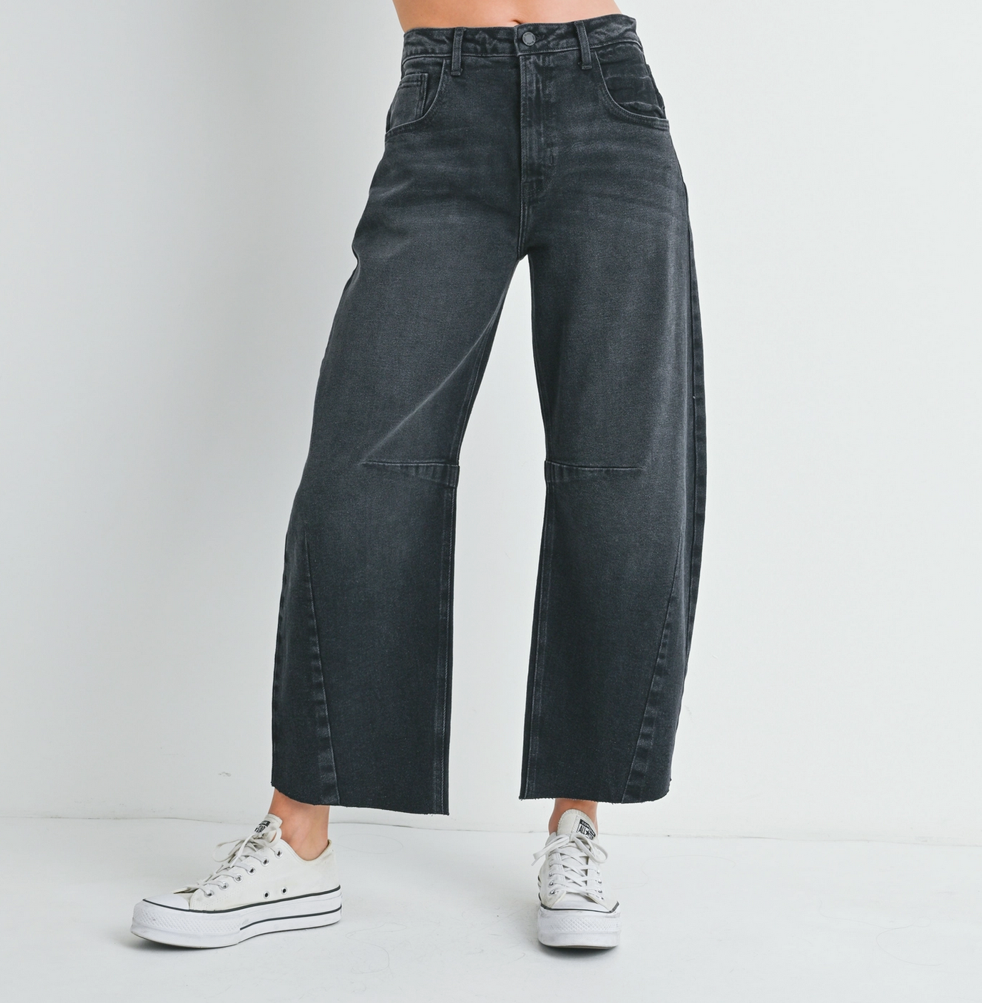 Black Barrel Jean W/Seam