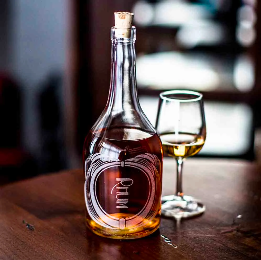 Variance Rhum Bottle